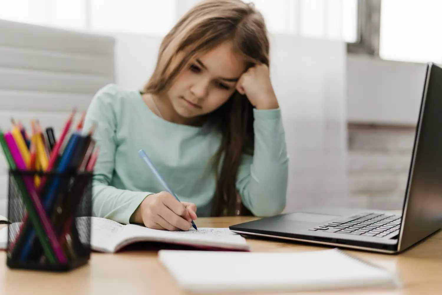 Student taking the Stanford 10 achievement test at home